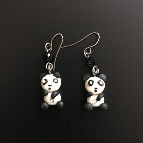 Dangly clay panda earrings - Picture 1 of 1